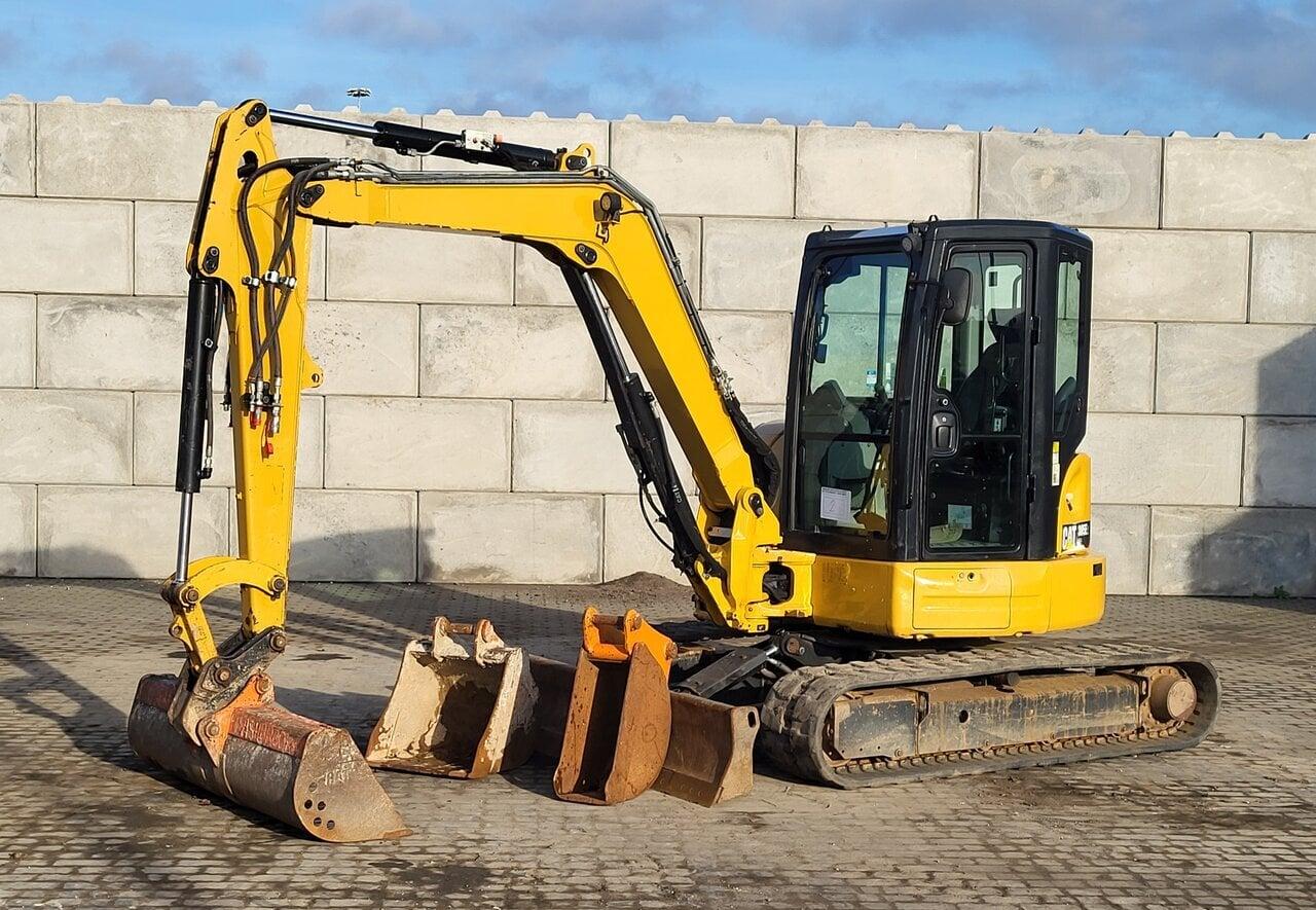 2019 Caterpillar 305 E2 CR
